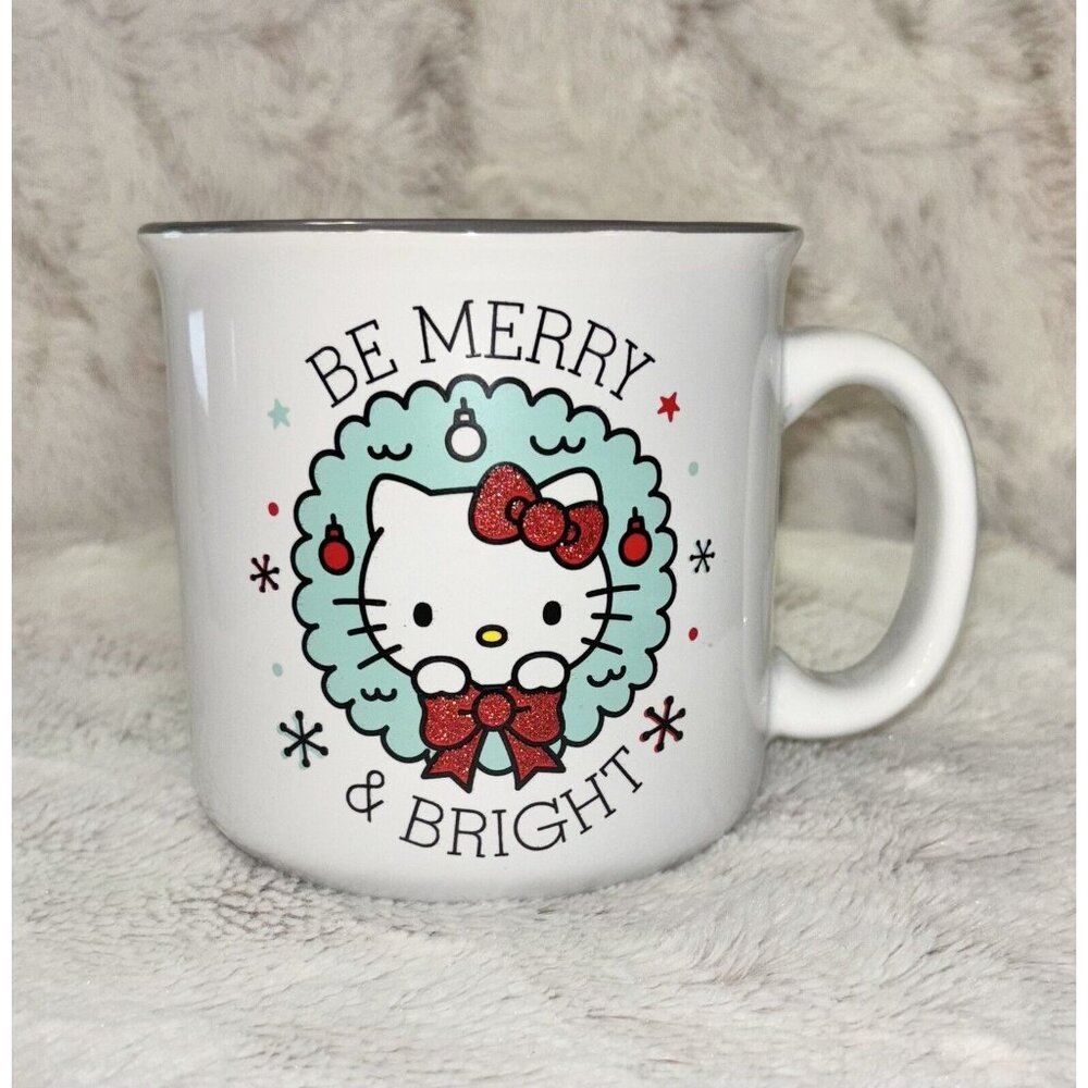 Hello Kitty Christmas Glitter Bow Wreath Be Merry & Bright Mug 20 oz - Picture 2 of 2